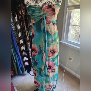 Strapless tropical print dress